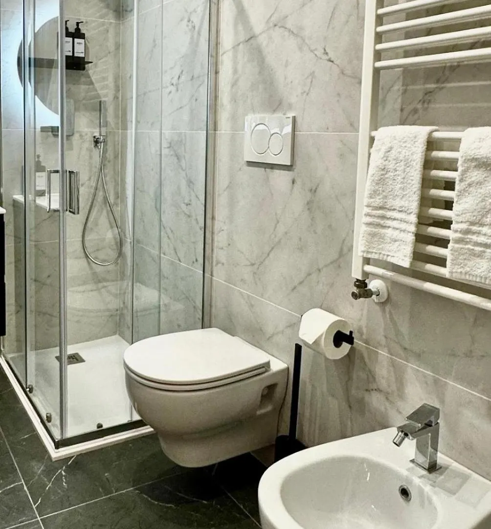 Guest house Eccelsobarese - Close To Airport Train Link Bari