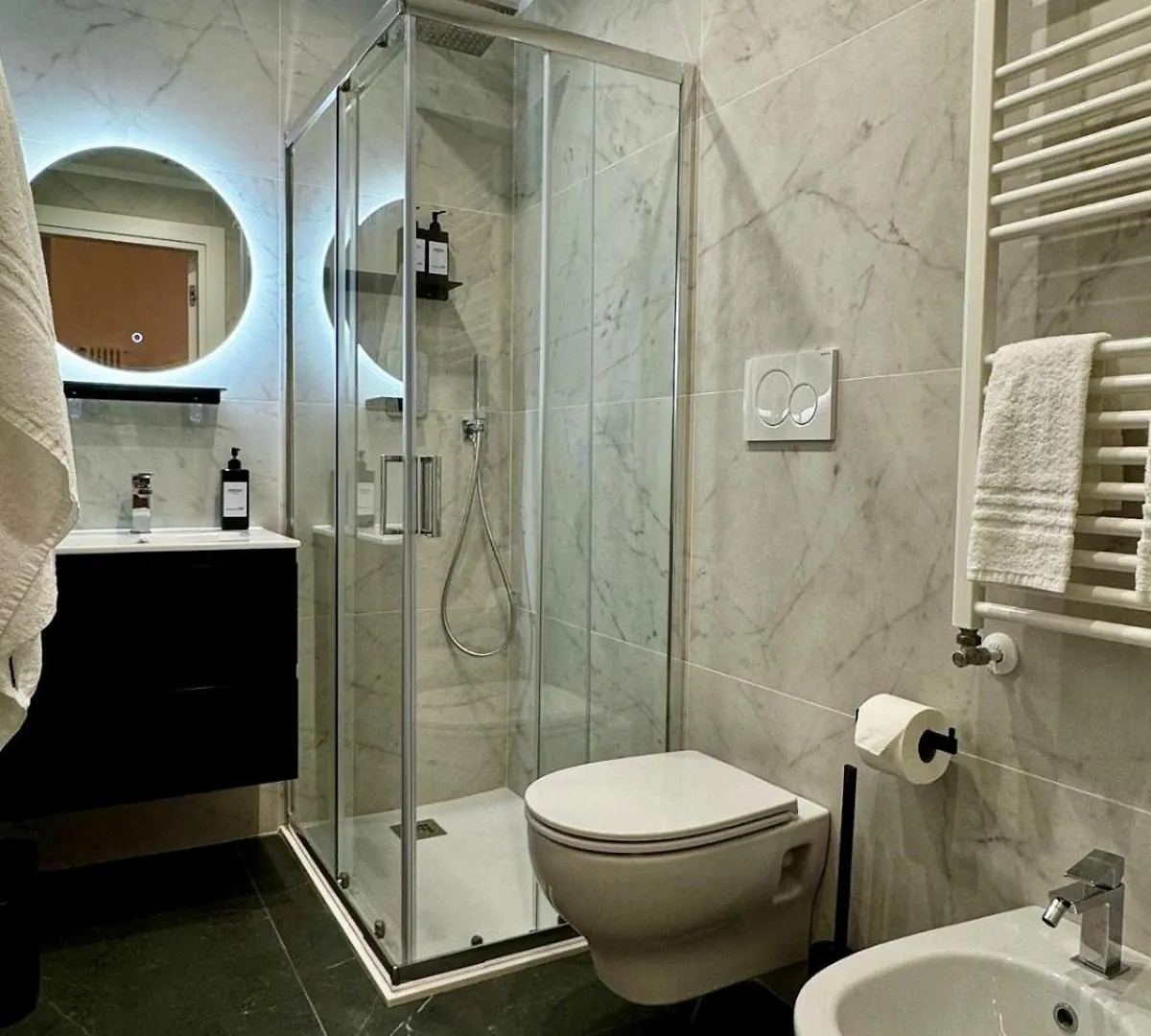 Eccelsobarese - Close To Airport Train Link Bari