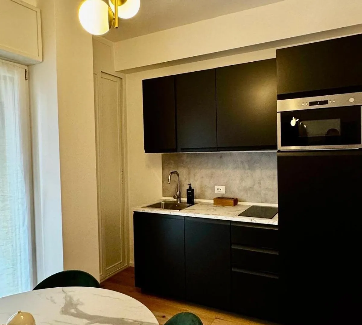 Guest house Eccelsobarese - Close To Airport Train Link Bari Italy